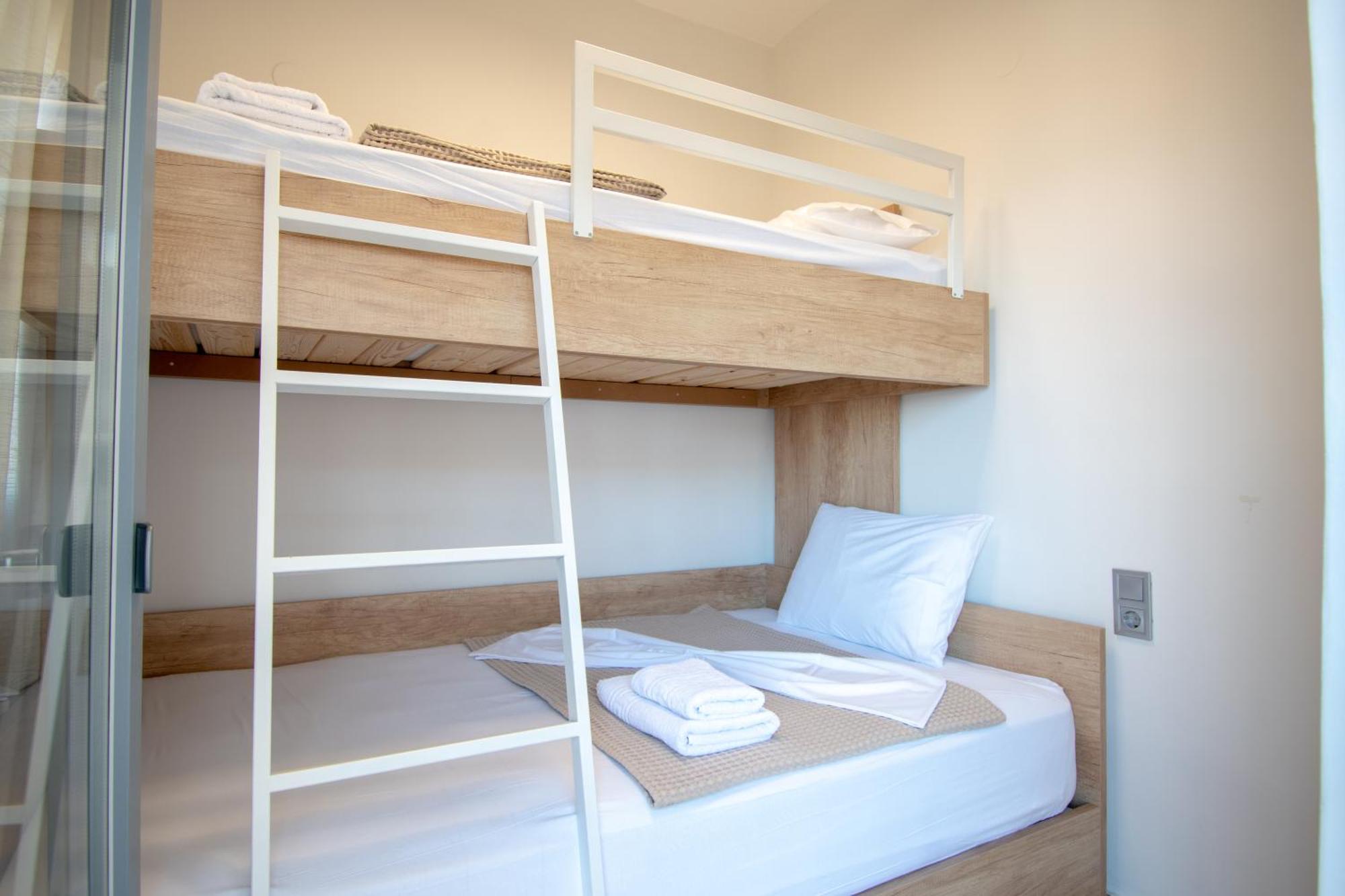 Magdalena Seaside Apartments Nea Roda Zimmer foto
