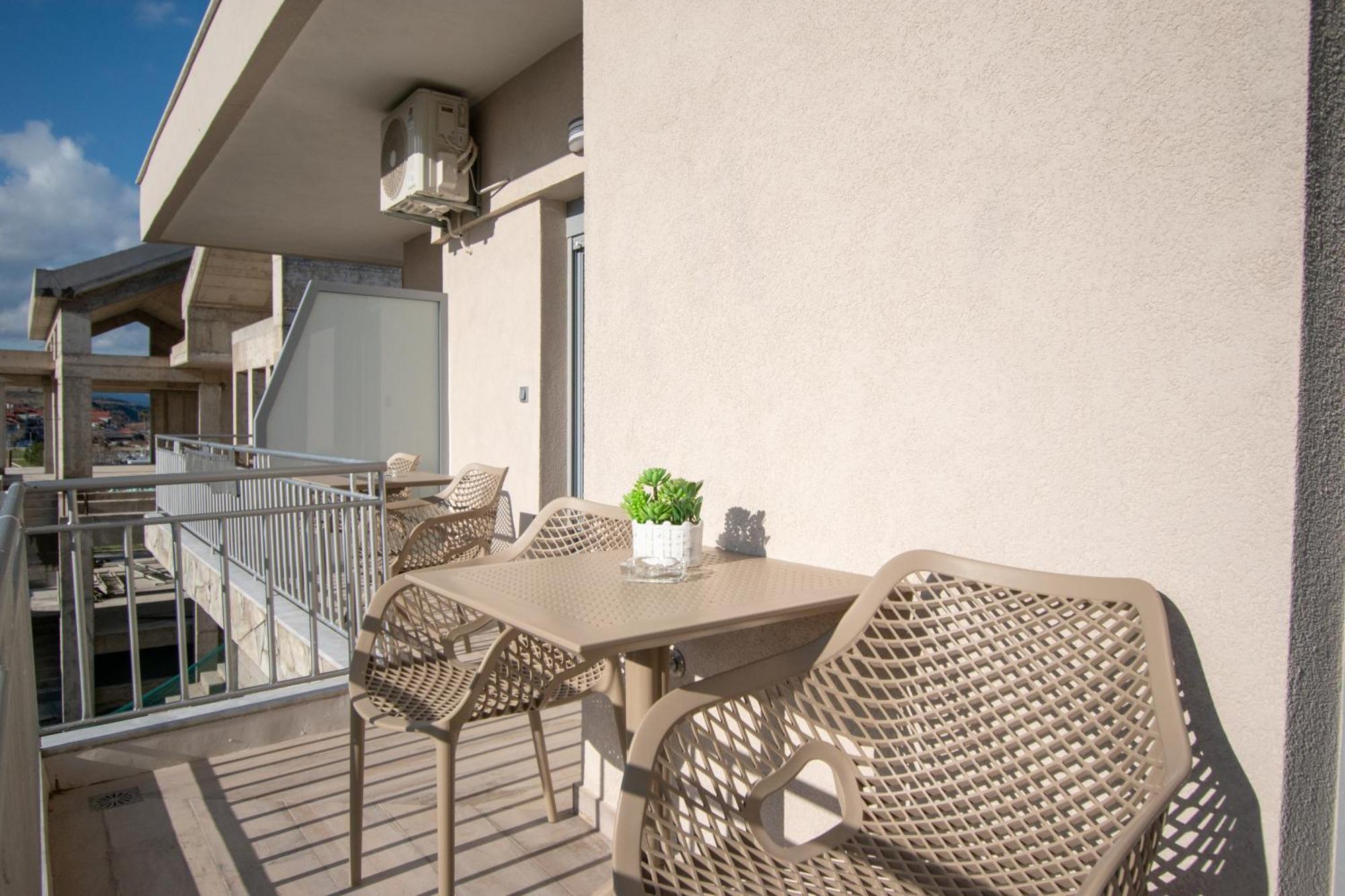 Magdalena Seaside Apartments Nea Roda Exterior foto